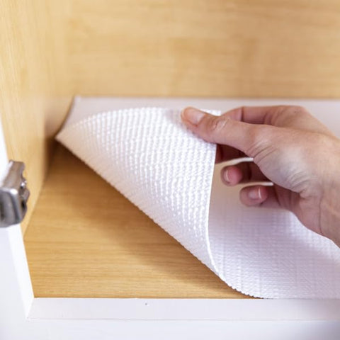 Duck Brand EasyLiner Smooth Top Shelf Liner - Non Adhesive Shelf Liner for Cabinets, Drawers, Pantry, Bathroom, Kitchen - Taupe Quatrefoil, 12 in. x 10 ft.