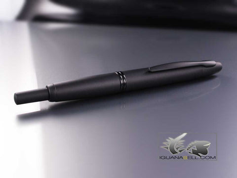 PILOT Vanishing Point Collection Refillable & Retractable Fountain Pen, Matte Black Barrel, Blue Ink, Medium Nib (60581)