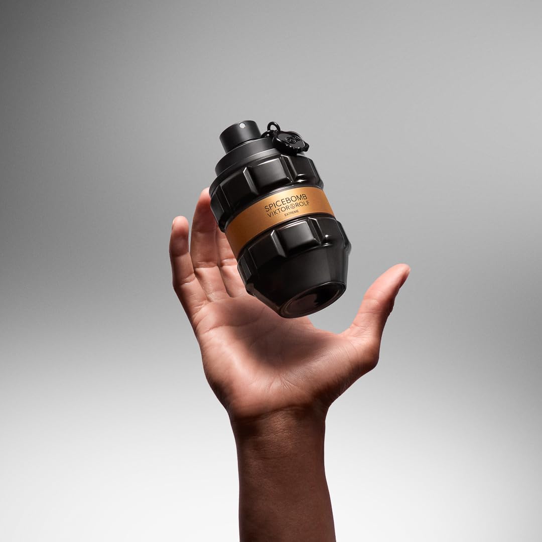 Viktor&Rolf - Spicebomb Extreme Eau de Parfum - Woody & Spicy - Cologne for Men - With Notes of Amber & Vanilla - 3 Fl Oz