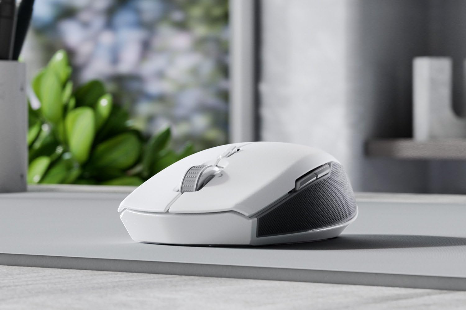 Razer Pro Click Mini Portable Wireless Mouse: Silent, Tactile, Mouse Clicks - Sleek & Compact Design - HyperScroll Technology - Productivity Dongle - Connect up to 4 Devices - 7 Programmable Buttons