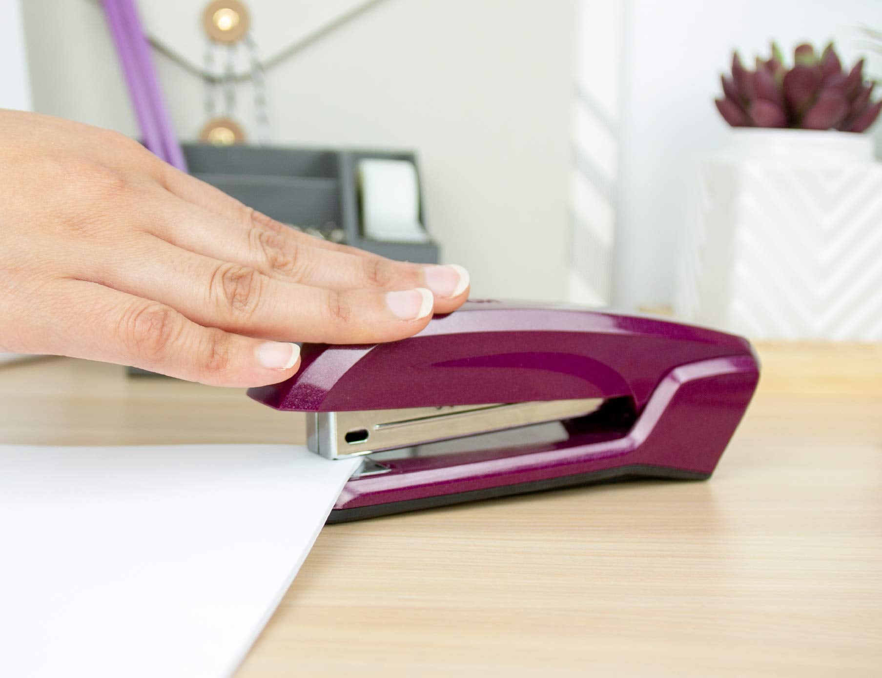 Bostitch Office Ascend 3 in 1 Stapler Integrated Remover & Staple Storage, 420 Staples Included, 20 Sheet Capacity, Lightweight, Magenta