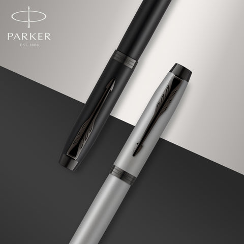Parker IM Fountain Pen, Black Lacquer Gold Trim, Medium Nib with Blue Ink Refill, Gift Box (1931652)