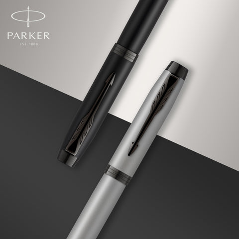 Parker IM Rollerball Pen, Fine Point, Matte Black with Black Trim, Black Ink Refill, Gift Box – Modern Design, Smooth Writing