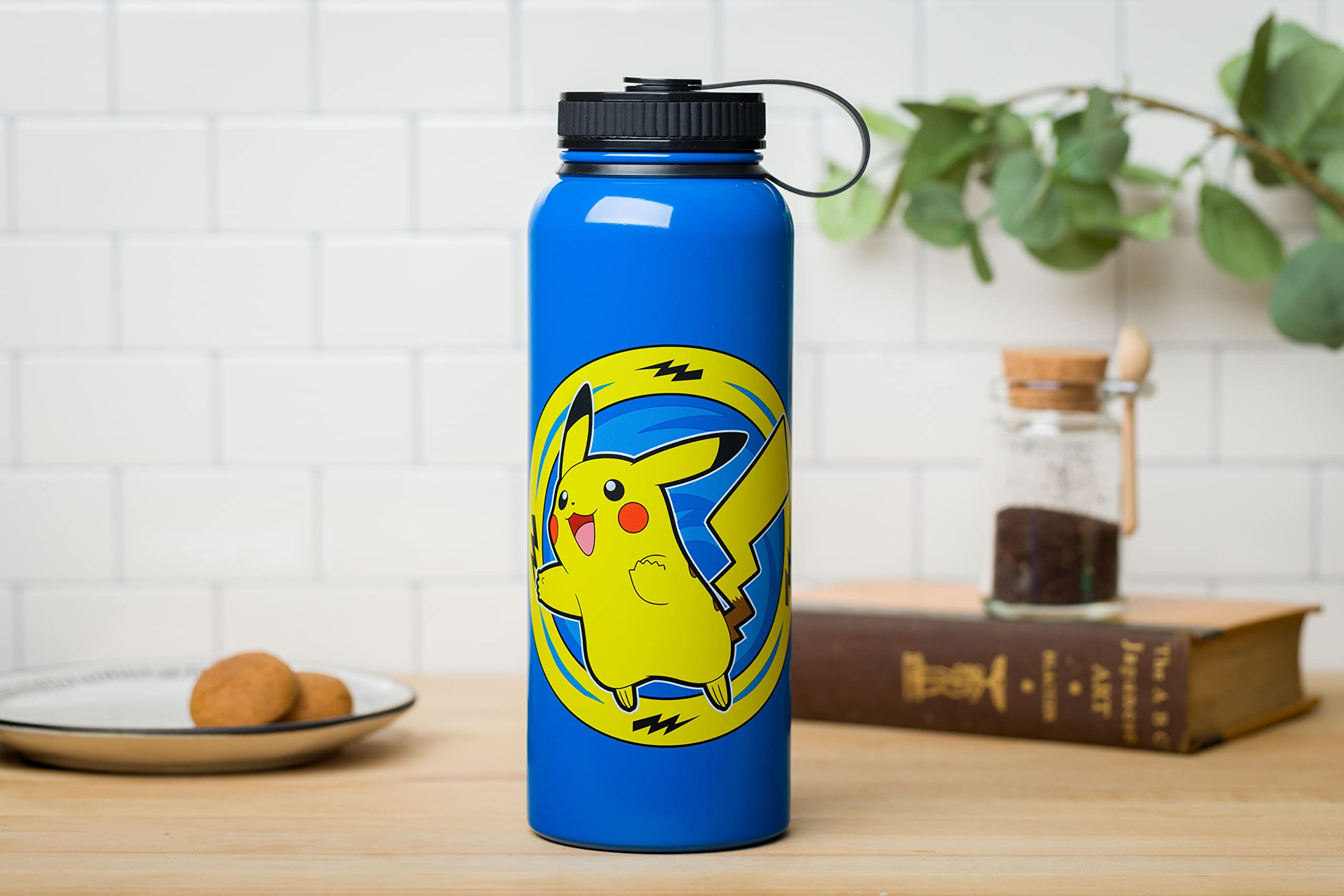 Silver Buffalo Pokemon Pikachu Lightning Bolt Stainless Steel Water Bottle With Twist Lid, 42 Ounces