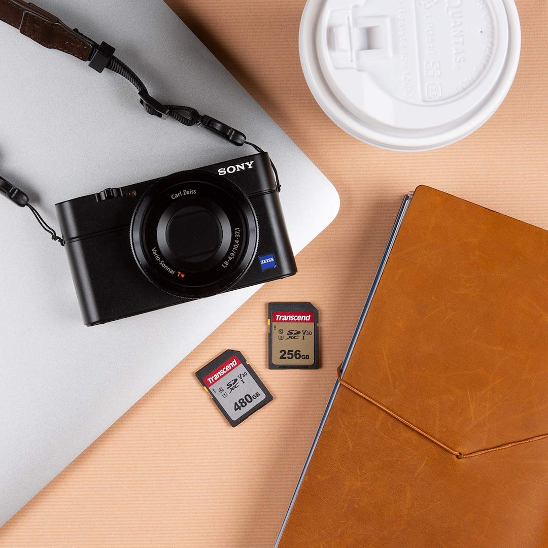 Transcend SDC300S 8GB SDHC SD Card, Compatible with Legacy DSLRs, Trail Cameras, Digital Camcorders & Audio Recorders, Up to 20MB/s, Full HD Video Support, Class 10 Stable Performance Memory Card