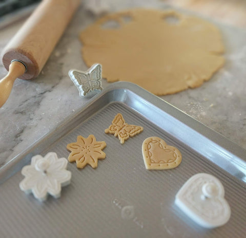 Ateco Fondant and Dough Plunger Cutter and Embosser, 2-Inch, Heart