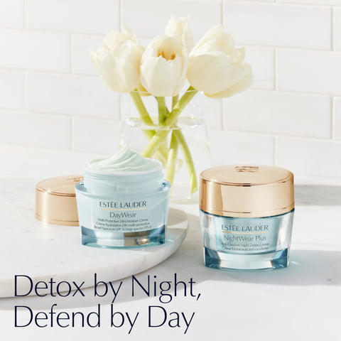 Estée Lauder DayWear Multi-Protection Anti-Oxidant 24H-Moisture Cream SPF 15 | Anti-Aging Moisturizer | Face Moisturizer for Dry Skin, 1.7 Ounce
