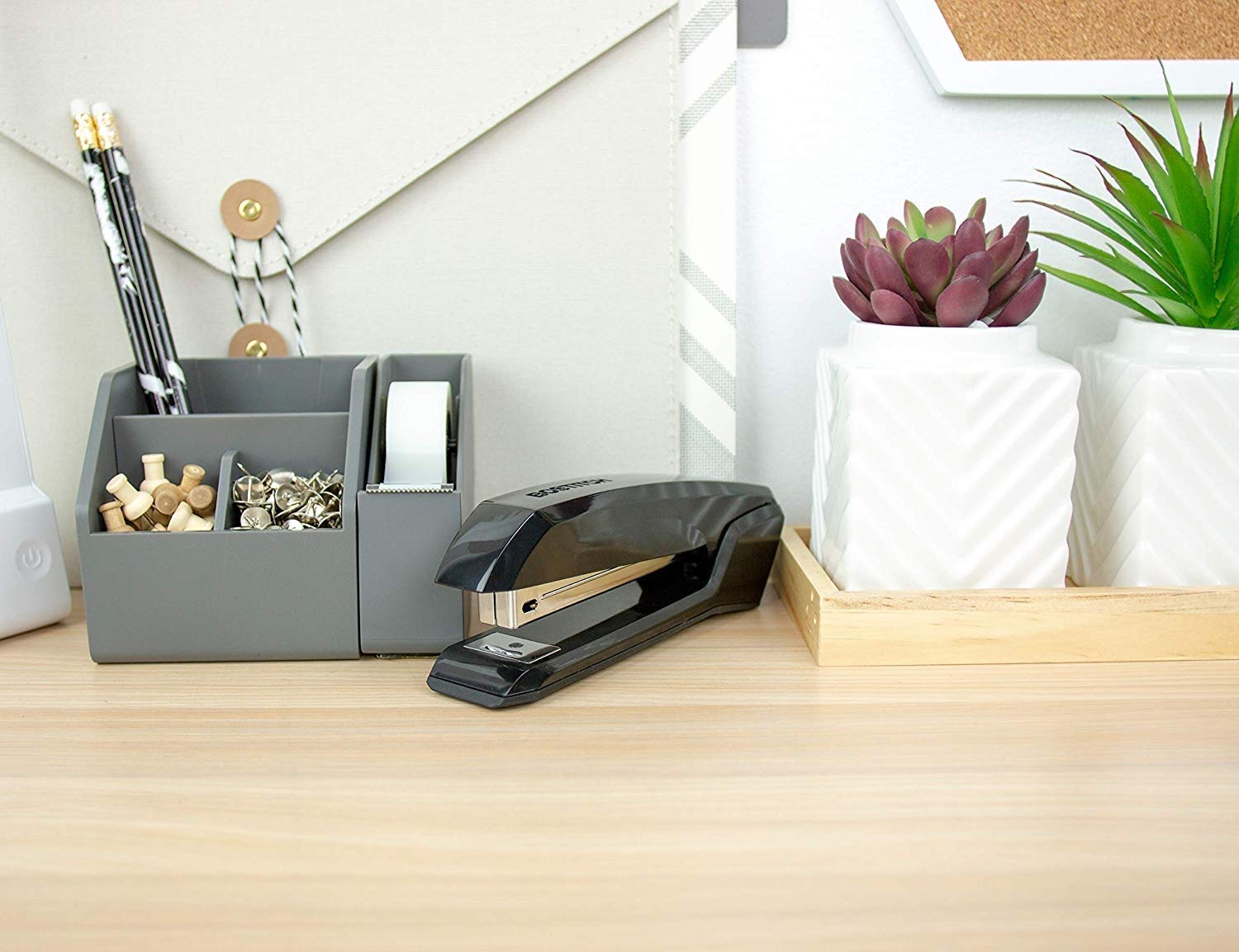 Bostitch Office Ascend 3 in 1 Stapler, 20 Sheet Capacity, Integrated Remover & Staple Storage, 420 Staples Included, Lightweight