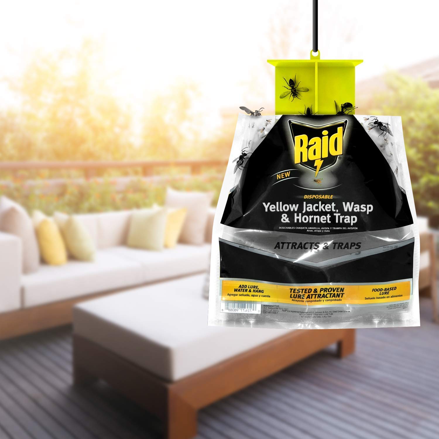 Raid Yellow Jacket, Wasp & Hornet Trap, 3 Pack, Disposable, Convenient, Hanging Fly Trap Bags with Food-Based Lure, No-Spray Outdoor Fly Traps Suitable Defense for Yards, Patios & Campsites