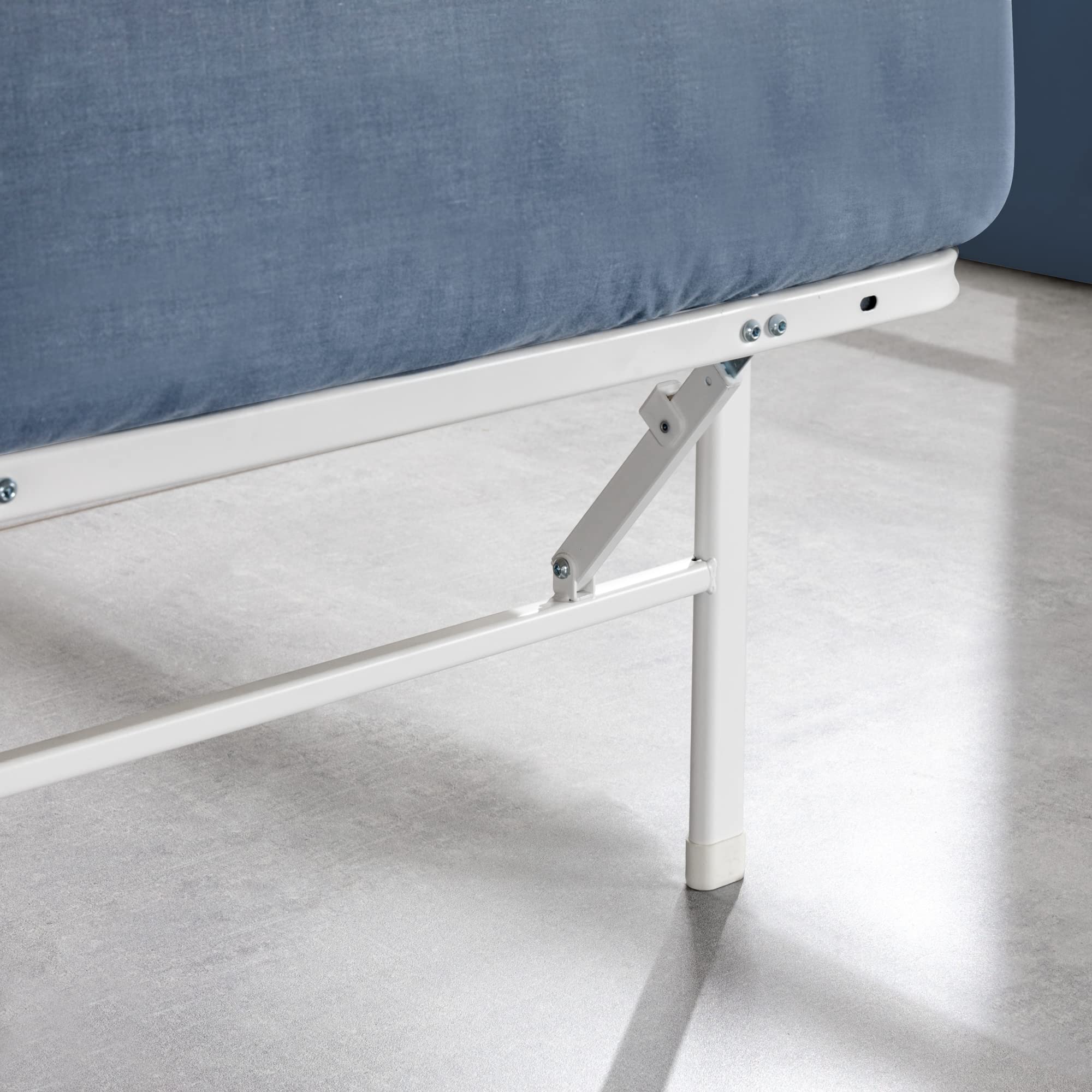 Zinus SmartBase Tool-Free Assembly Mattress Foundation, 14 Inch Metal Platform Bed Frame, No Box Spring Needed, Sturdy Steel Frame, Underbed Storage, White, Full