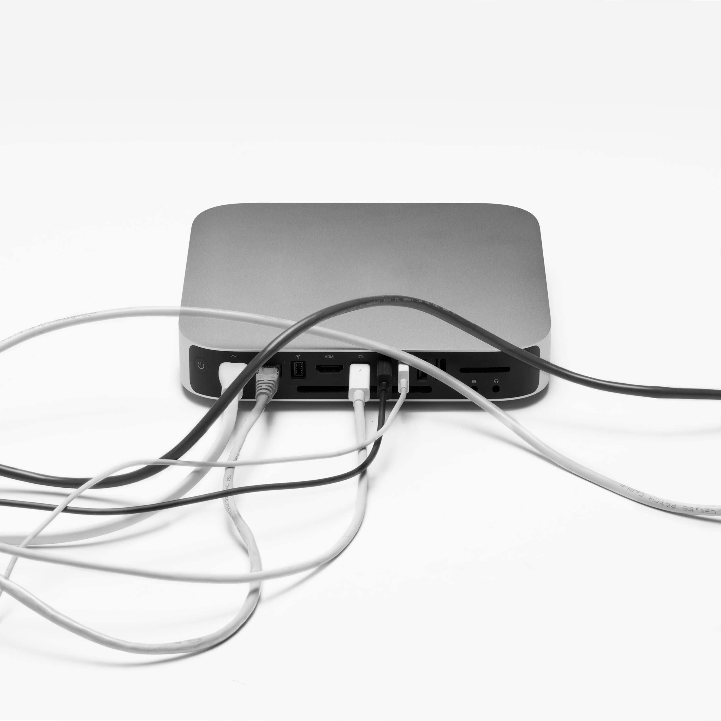 Bluelounge BLUSB-WH Soba Cable Director, White