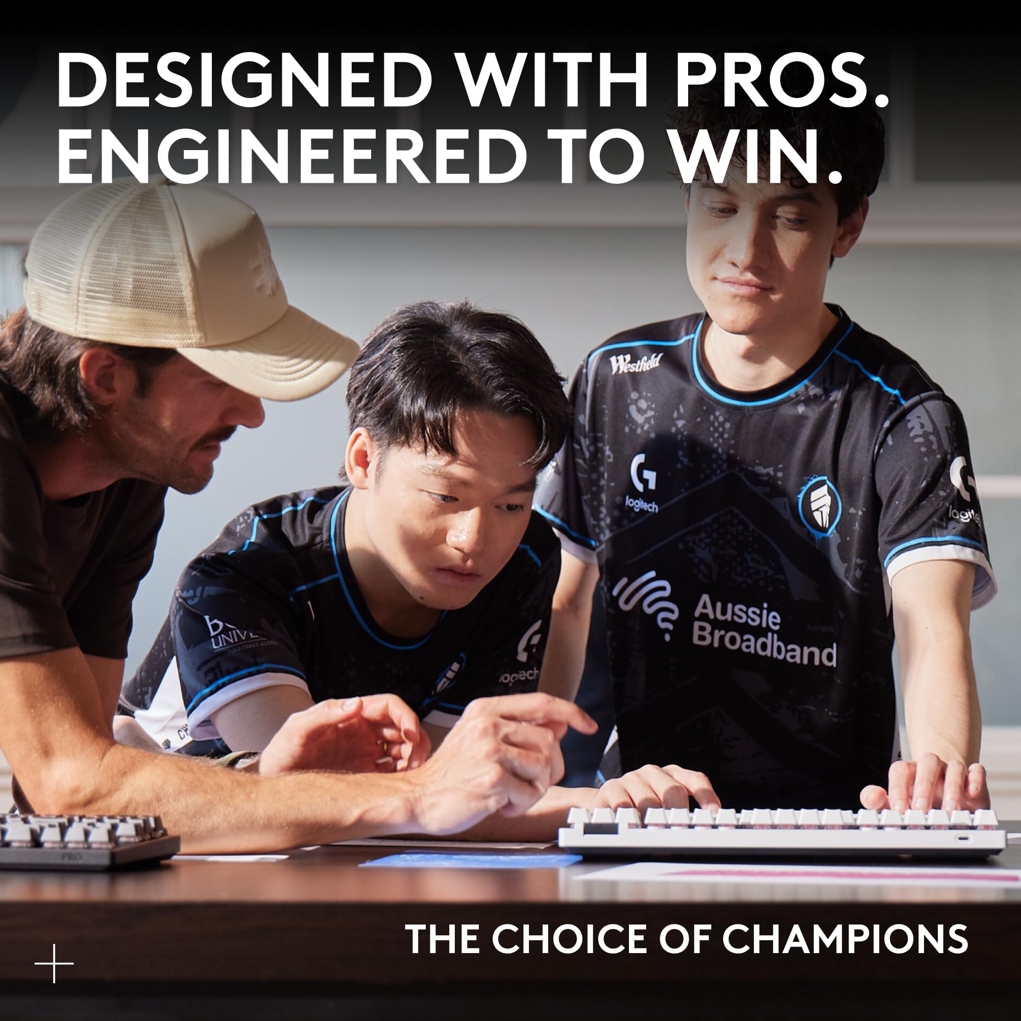 Logitech G PRO X Superlight 2 Wireless Gaming Mouse, 60g Pro-Grade with 5 Programmable Buttons, 44k DPI Sensor, 8kHz Report Rate, USB-C Charging for PC/Mac - Black