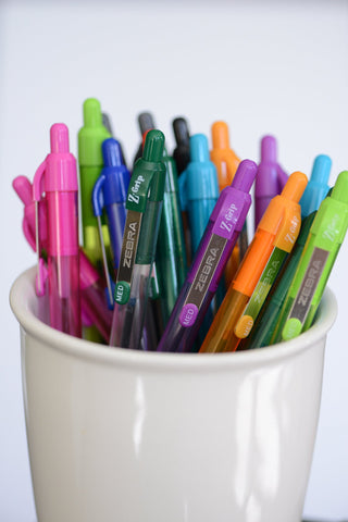 Zebra Pen Z-Grip Retractable Ballpoint Pen, Smooth-Flowing Assorted Ink, 1.0mm Medium Point, School & Office Supplies, Ideal for Note-Taking, Journal and Planner Use, 5-Pack (22205)