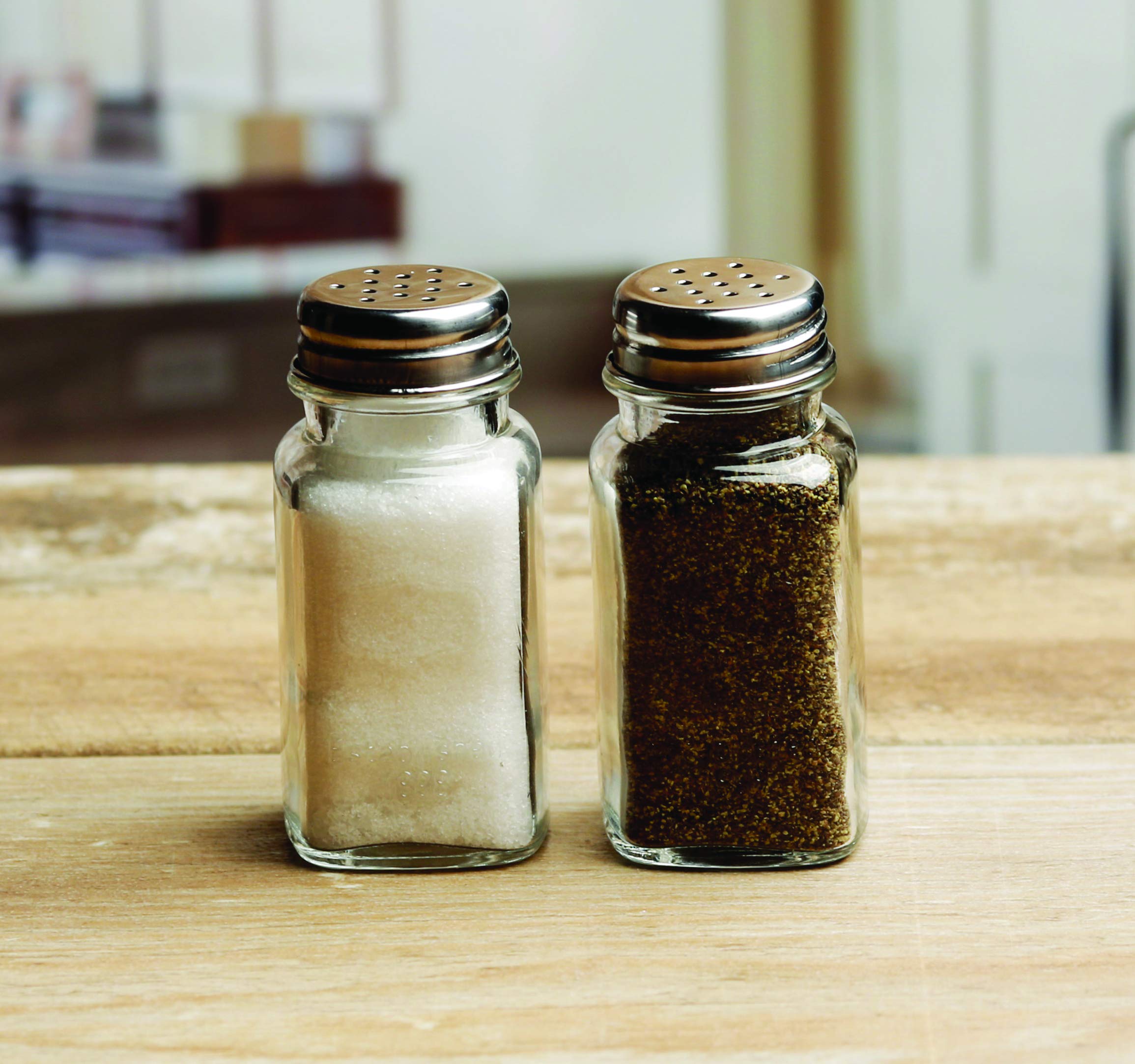 Circleware Set of 2 Salt & Pepper Shakers 2.85oz
