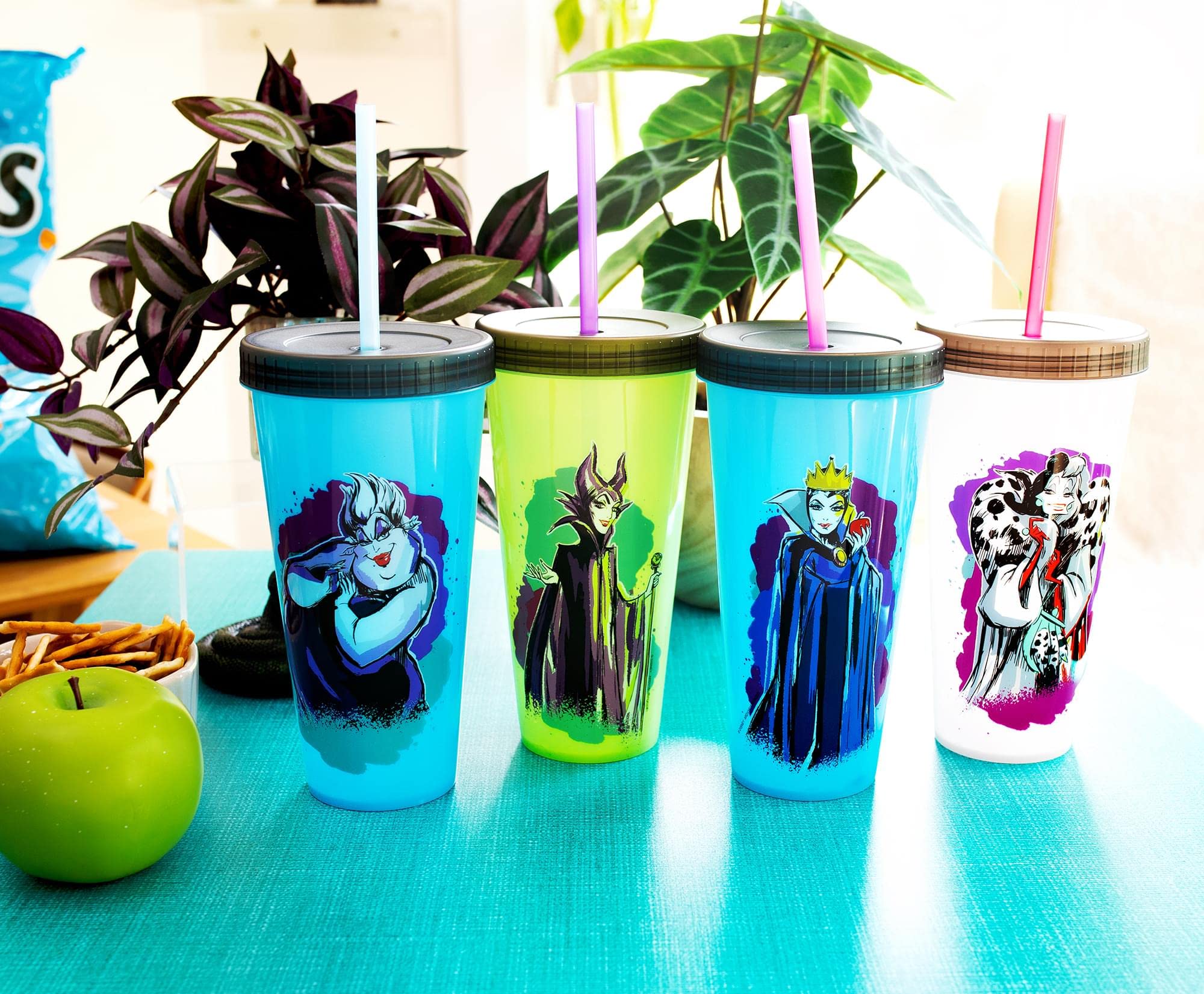 Silver Buffalo Disney Villains 4 pack Color Change Plastic Tumbler Featuring The Evil Queen, Cruella De Vil, Ursula, and Maleficent, 24 Ounces