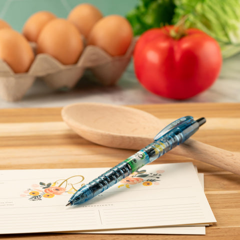 PILOT B2P - Bottle to Pen Refillable & Retractable Rolling Ball Gel Pen Made From Recycled Bottles, Fine Point, Black G2 Ink, 2-Pack (31605)