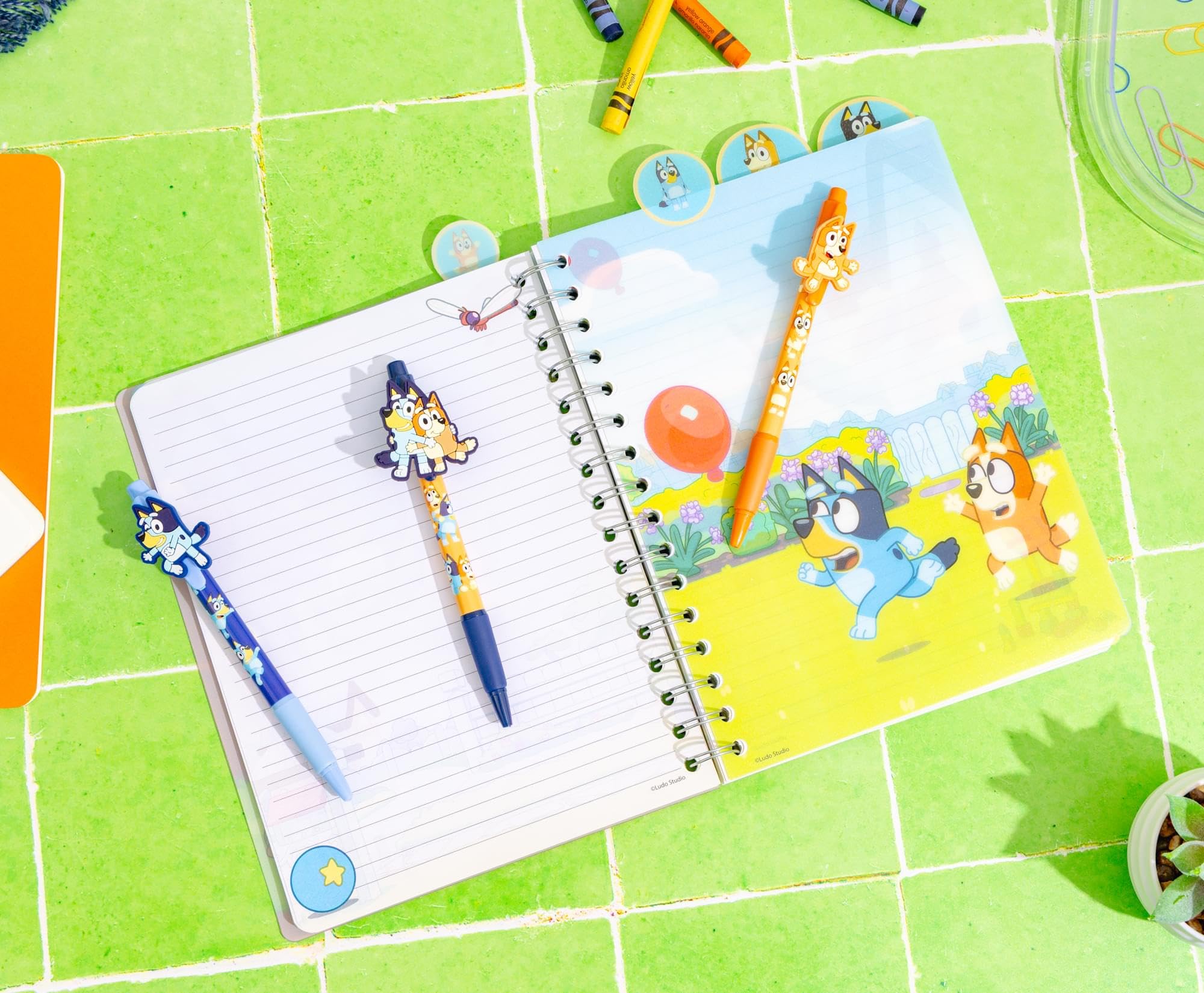 Innovative Designs Bluey and Bingo 3pk Character Pens with Rubber Clips
