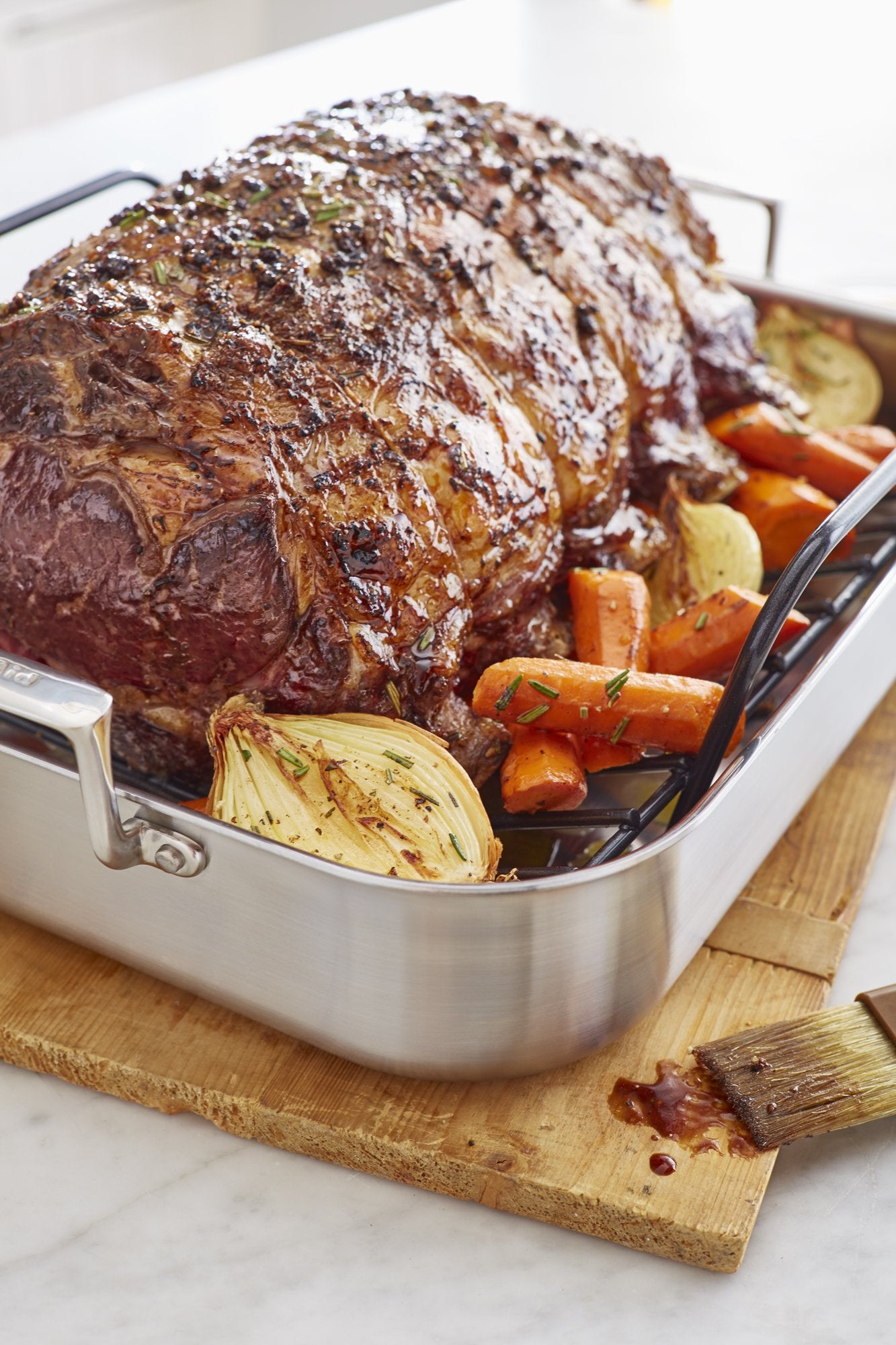 KitchenAid KitchenAid KC1T16RP 16" Tri-Ply Stainless Steel Roaster with Rack - Brushed Exterior and Polished Interior, Brushed Steel