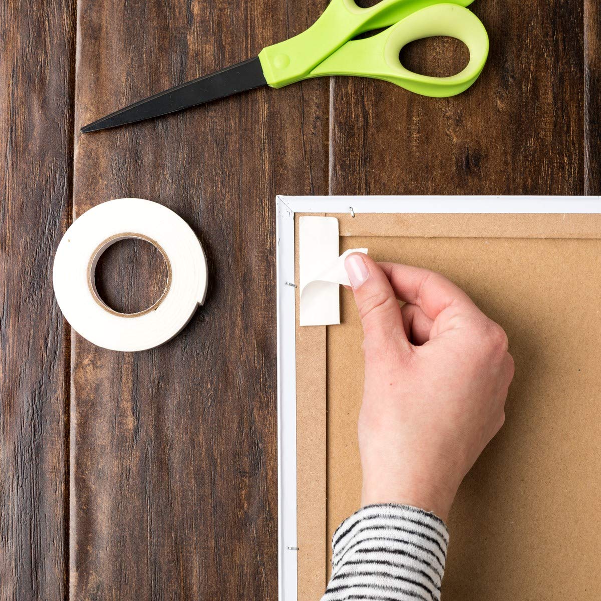Duck Brand Permanent Foam Mounting Tape, Double-Sided, 1-Inch x 60 Inches, Single Roll, White (374073)