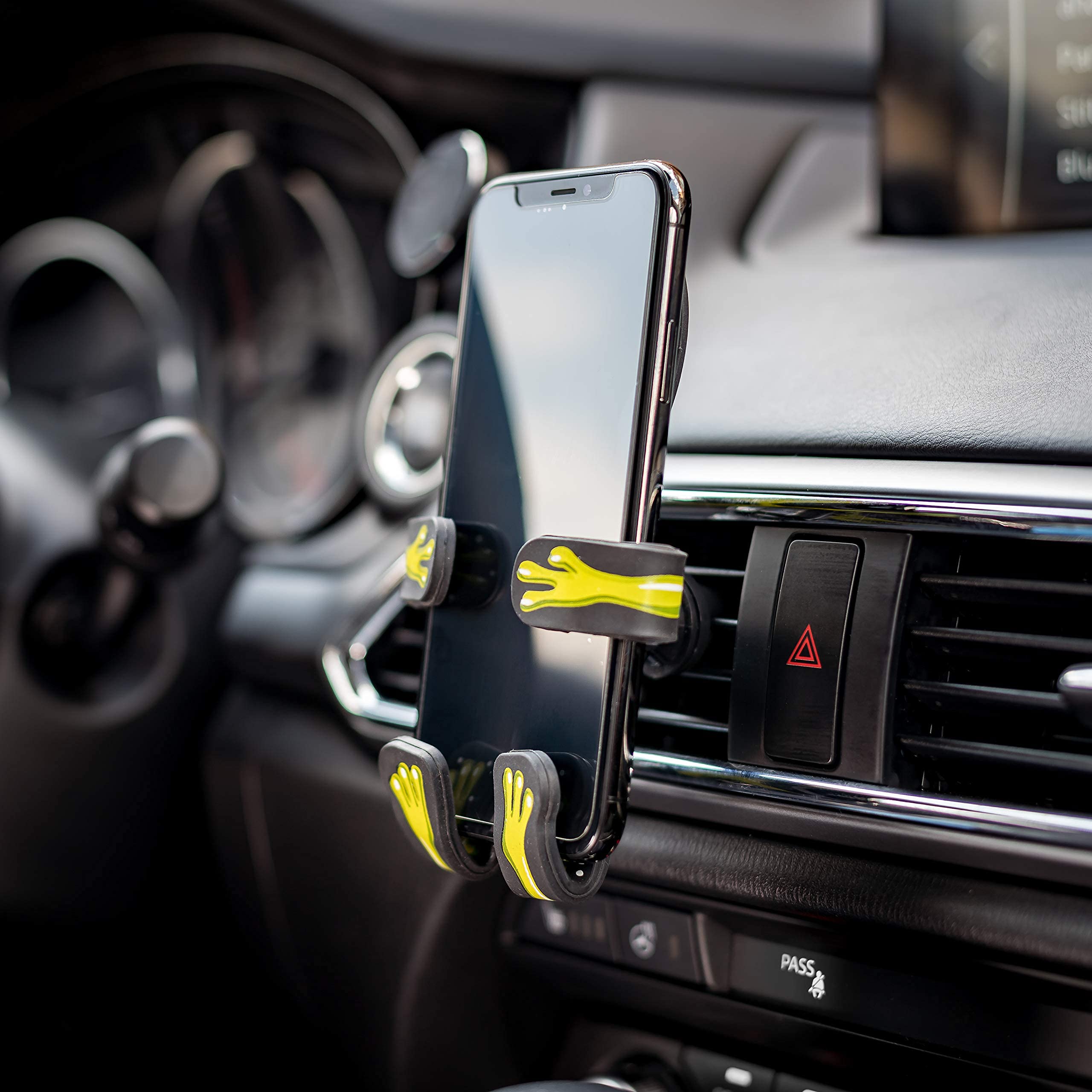 Hug Buddy Air Vent Universal Car Cell Phone Holder, Adjustable, Mount Compatible with iPhone, Samsung Galaxy, LG, Google, Nexus 5X, and Most Smartphones, Alien