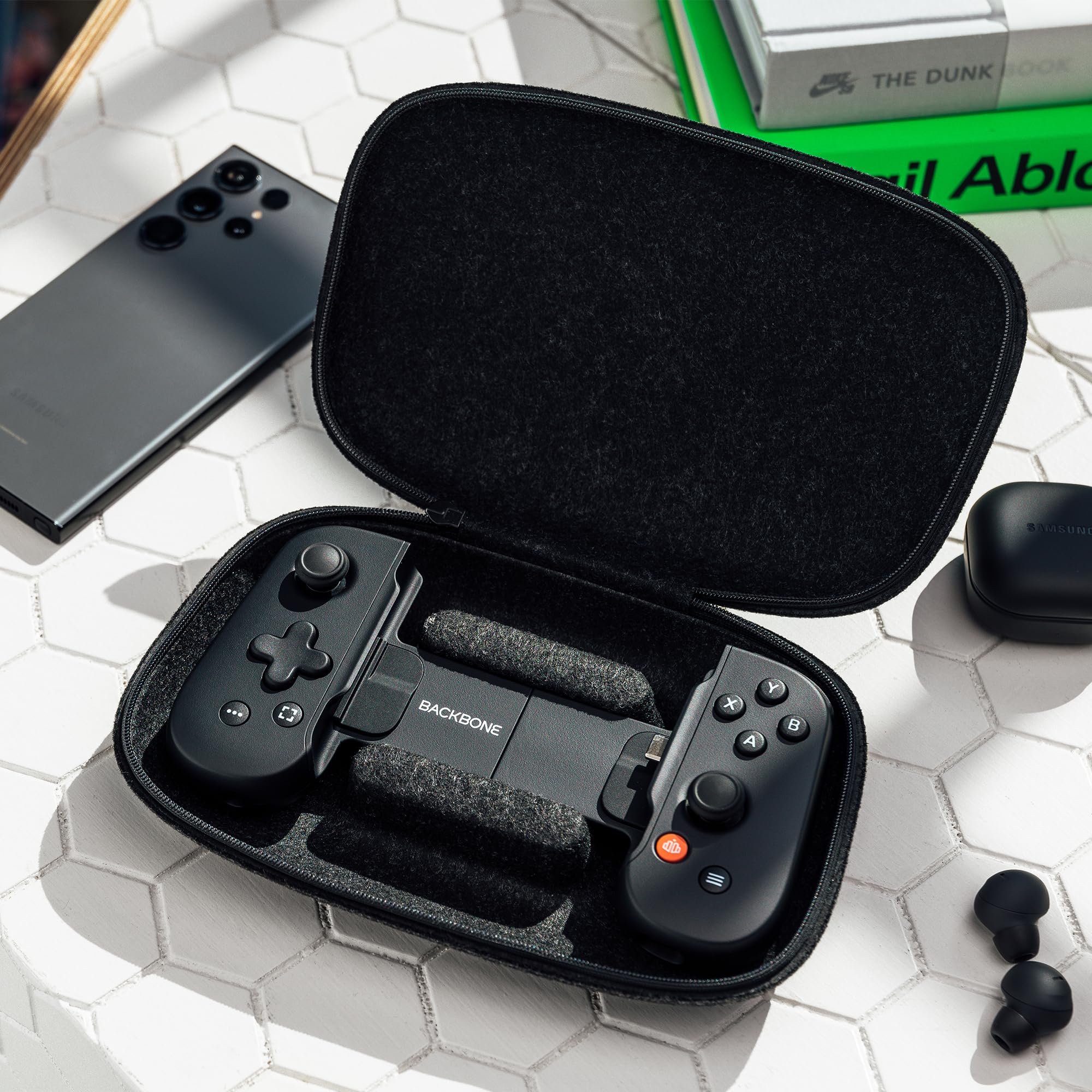 BACKBONE One Controller Case – Lightweight & Durable Backbone Case with Travel-Ready Storage for Your Mobile Gaming Controller, Molded Felt Giftable Organizer for Gamers – Black
