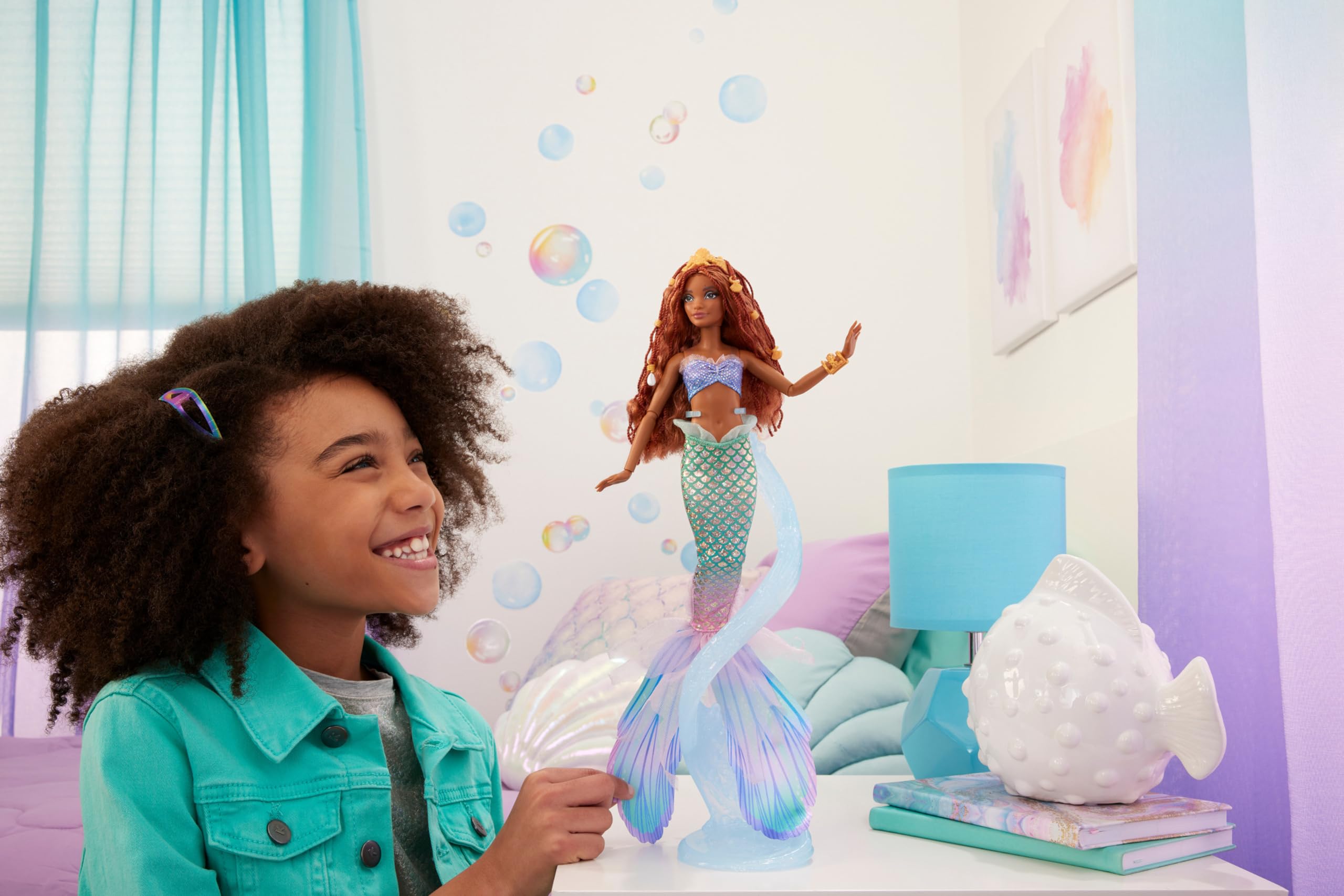 Mattel Disney The Little Mermaid Deluxe Ariel Doll with Iridescent Tail, Hair Jewelry Beads & Display Stand, Inspired by the Movie