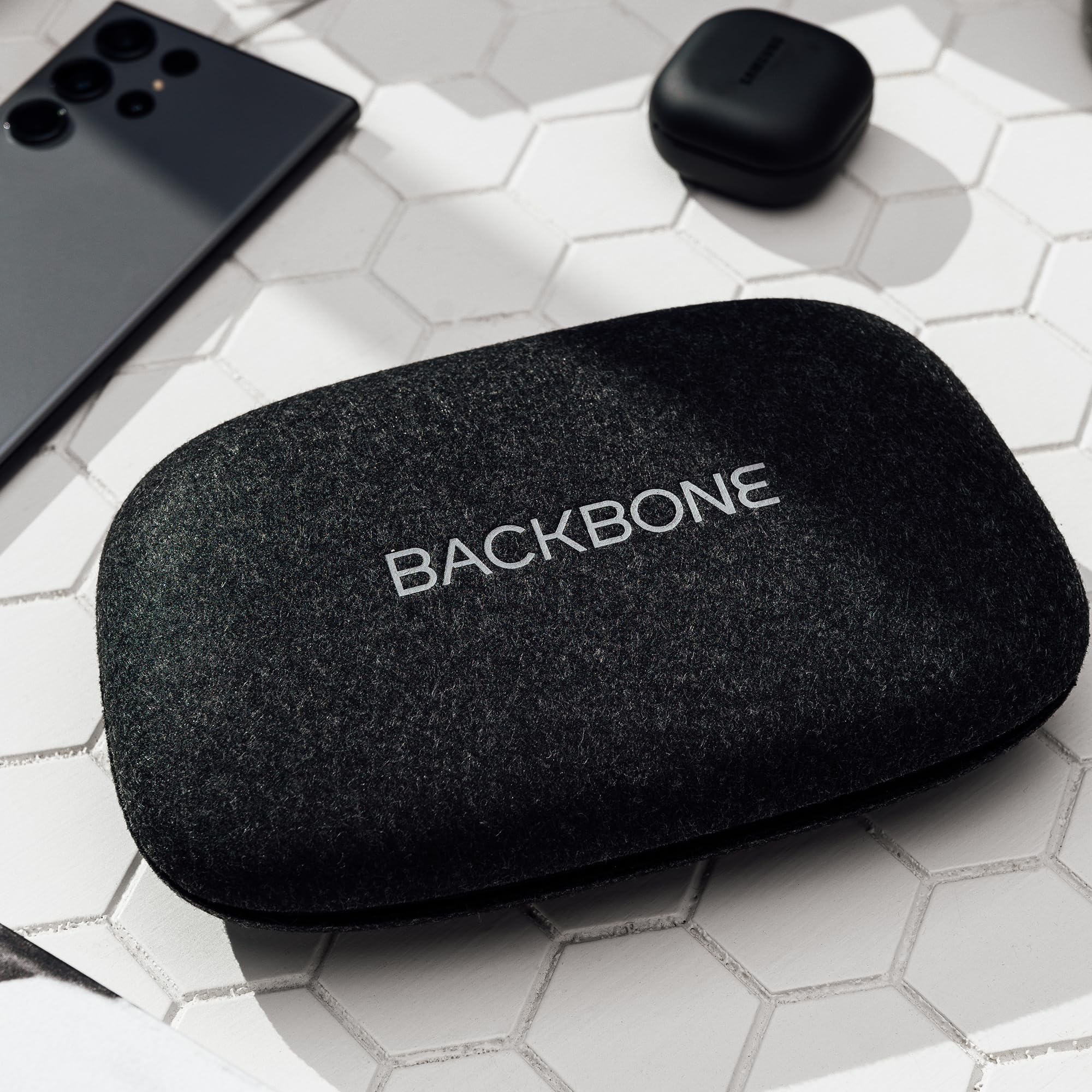 BACKBONE One Controller Case – Lightweight & Durable Backbone Case with Travel-Ready Storage for Your Mobile Gaming Controller, Molded Felt Giftable Organizer for Gamers – Black