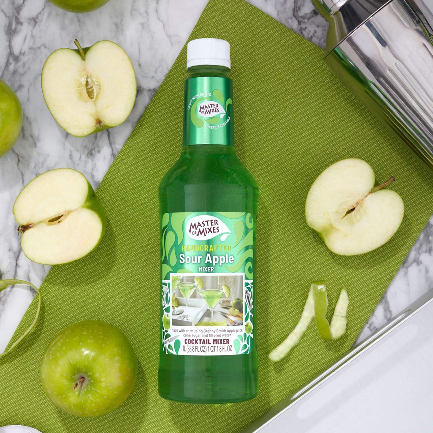 Master of Mixes Sour Apple Martini Drink Mix, Ready to Use, 1 Liter Bottle (33.8 Fl Oz), Pack of 3