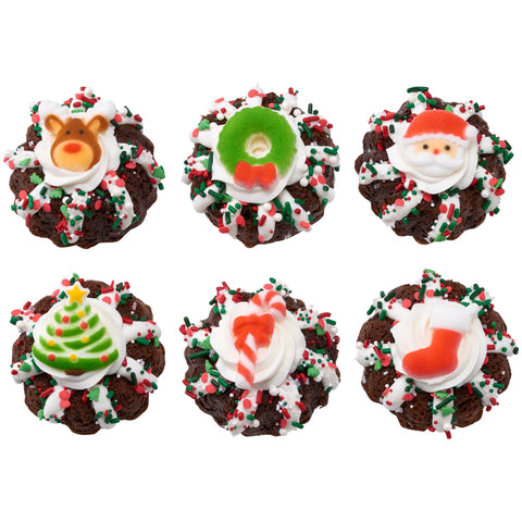 DECOPAC Christmas Fusion Mix Candy Sprinkles, 26oz, Fancy Sprinkles in Handheld Container, Festive Edible Sprinkles For Holiday Celebration Cakes, Cupcakes, Cookies and Donuts