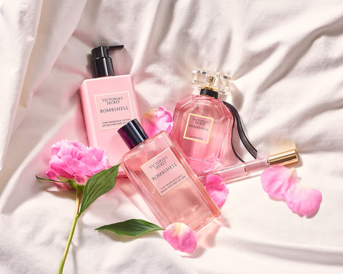 Victoria's Secret Bombshell Eau de Parfum Rollerball, Notes of Purple Passion Fruit, Shangri-La Peony & Vanilla Orchid, Travel Size Mini Perfumes for Women (0.23 oz)