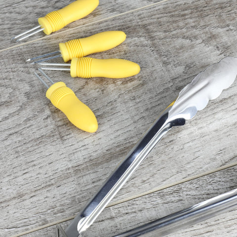 Chef Craft Select Plastic Corn Cob Dishes with Holders, 8.5 inch 2 dishes 4 corn cob holders, Yellow