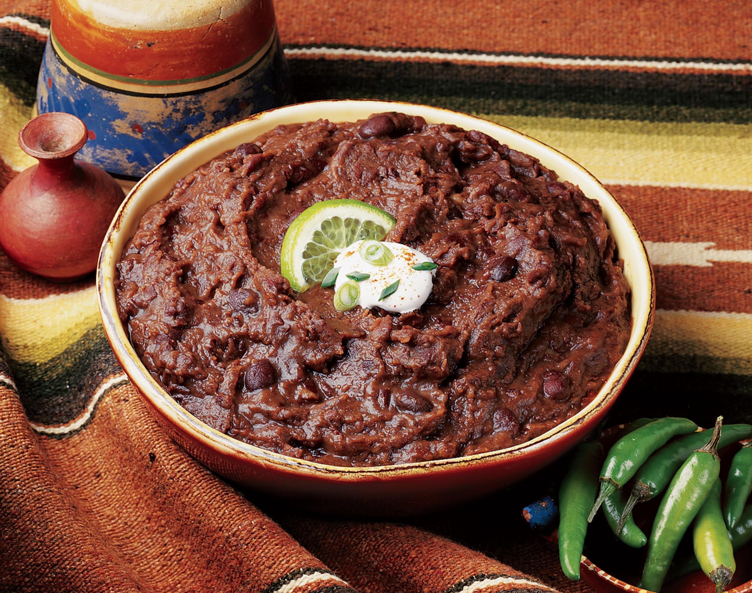 One 15.4 oz Amy's Organic Refried Vegetarian Black Beans