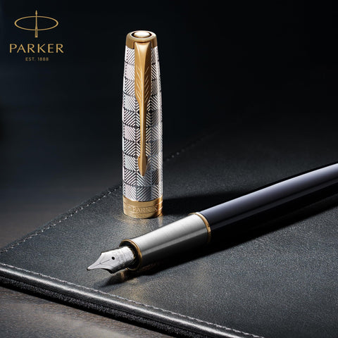 Parker Sonnet Black Lacquer Fountain Pen, Fine Nib, Black Ink